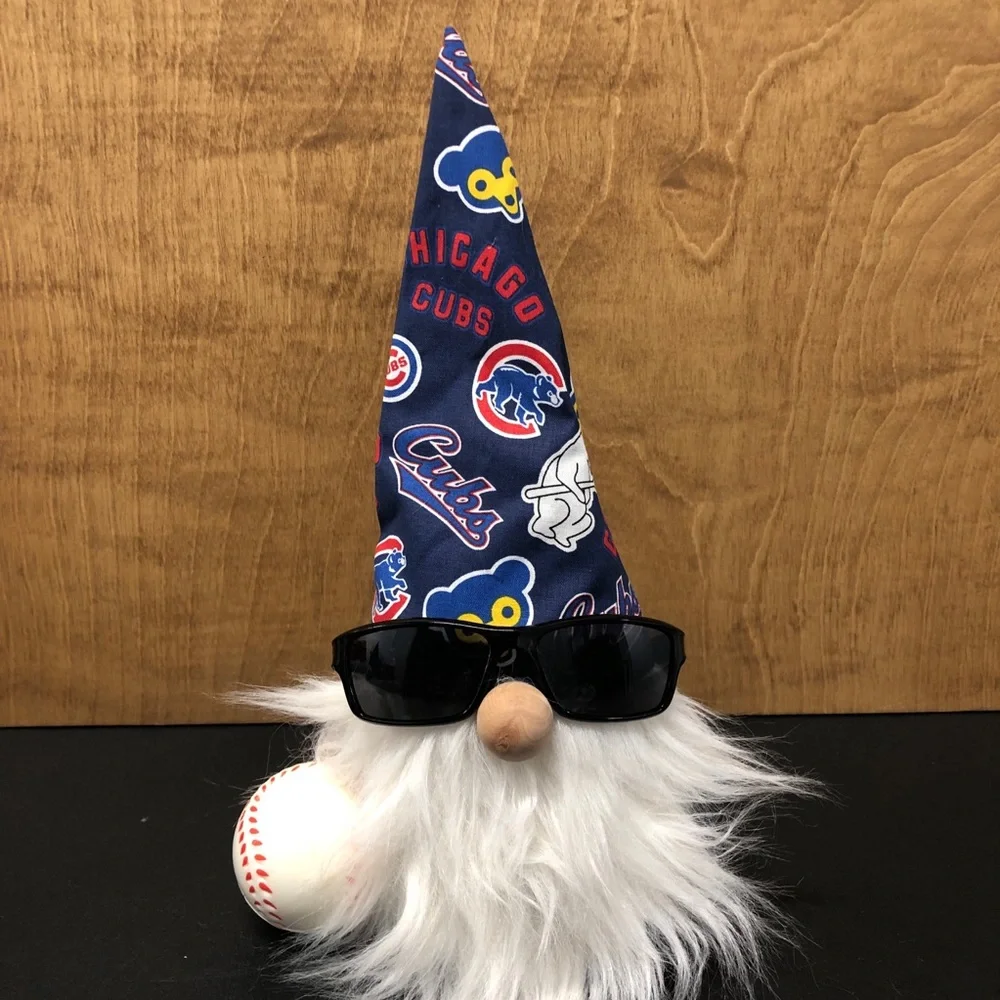 Chicago Cubs Gnome MLB Baseball Sports Fan Gift Ball - Picture 2 of 4